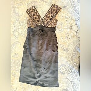 Adrianna Papell Formal Dress with lace